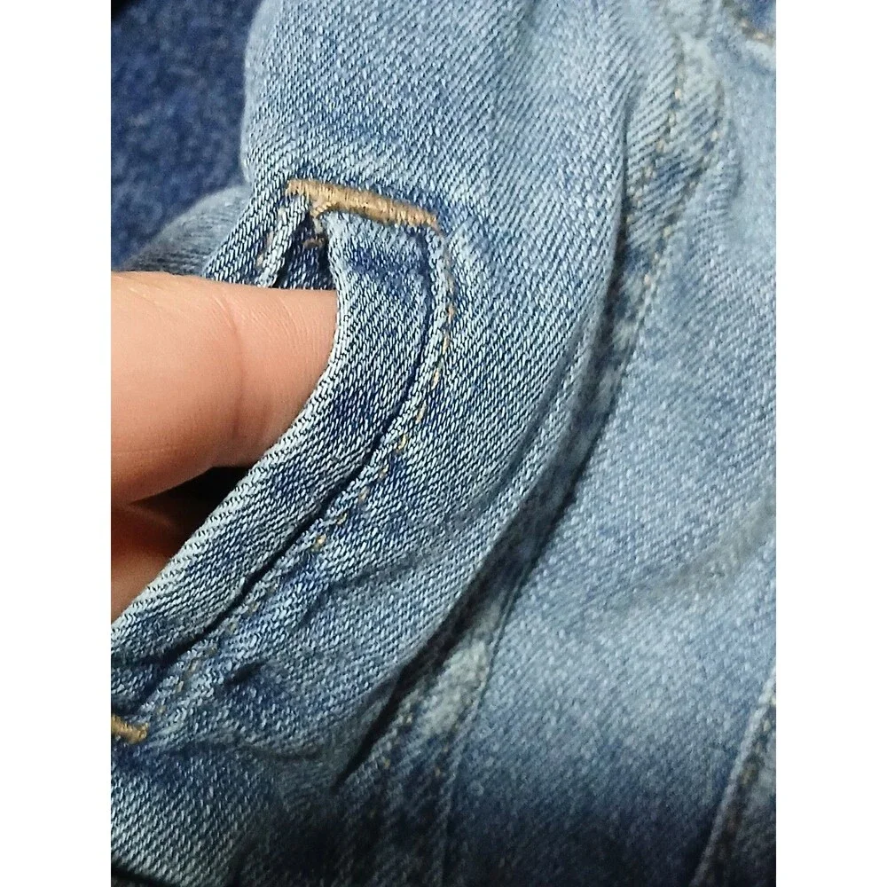 Jordache Light Wash Jean Jacket  with Pockets Snap Buttons  4T
